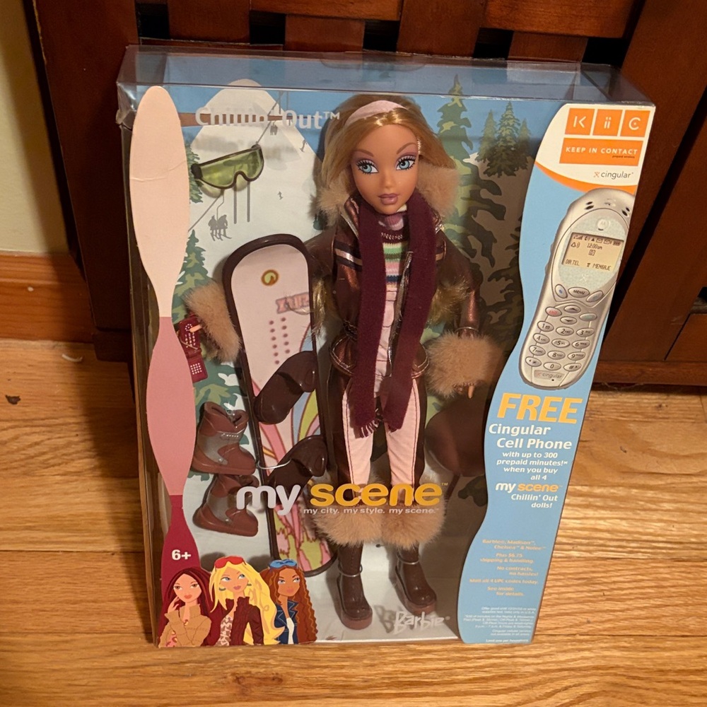Vintage Mattel My Scene chillen out Barbie with Accessories